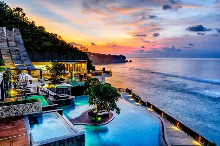 Best Boutique Resorts for Surfing: An Analytical Editorial Guide