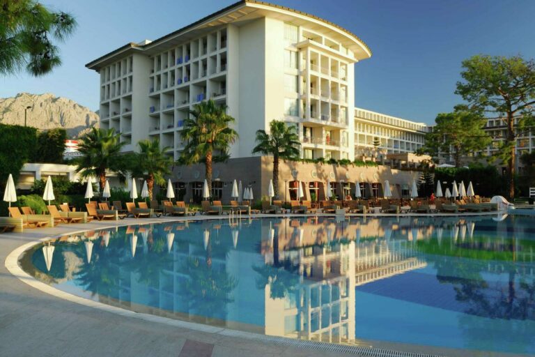 How to Avoid Hidden Resort Fees: The Definitive Editorial Guide